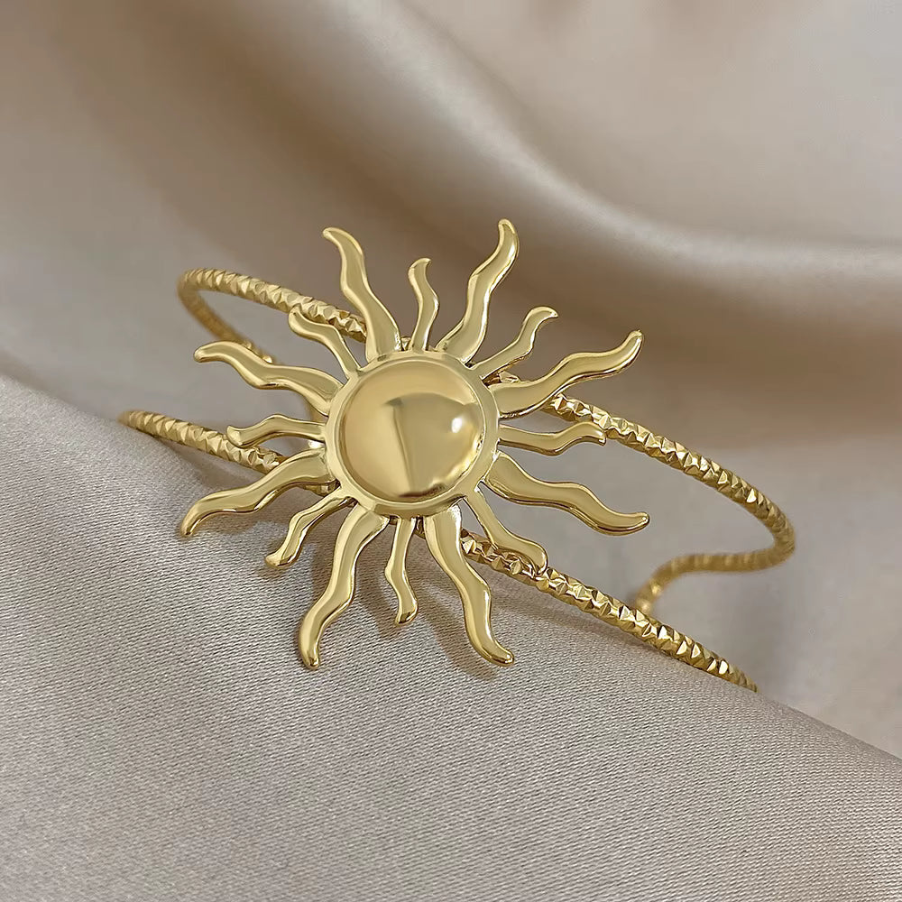 Bracelet with Astrological Sun 1