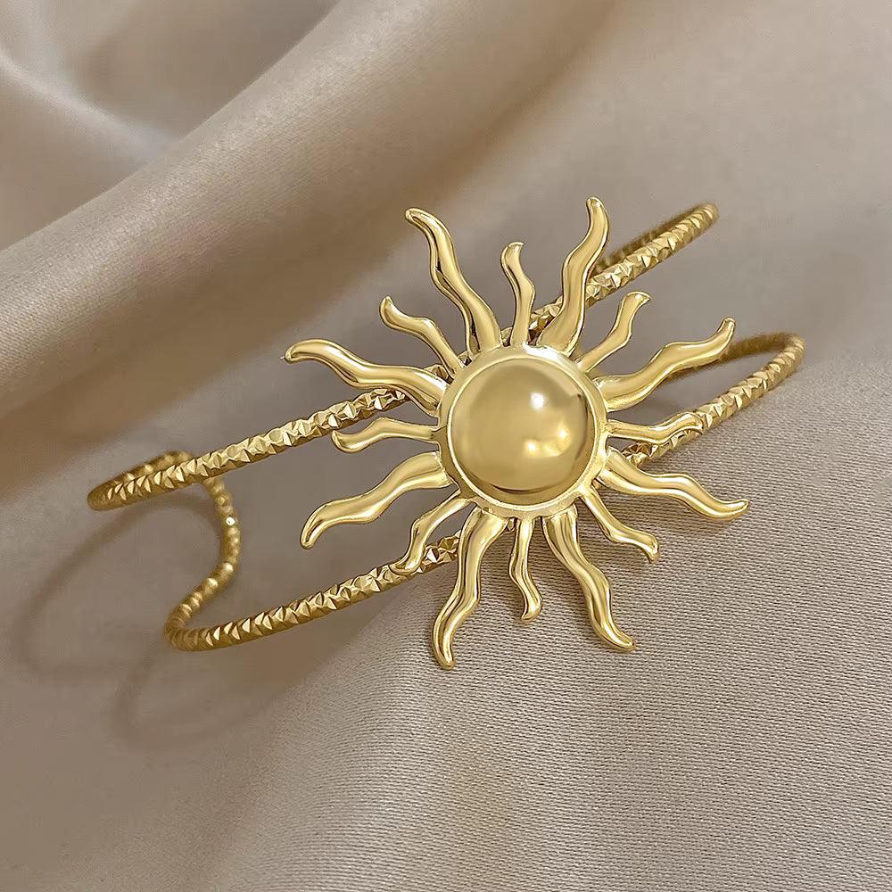Bracelet with Astrological Sun 1