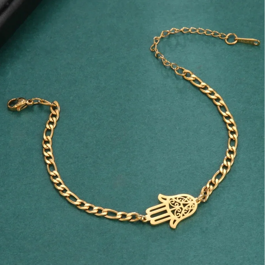 Bracelet with Hamsa hand in gold or silver Arabic gold