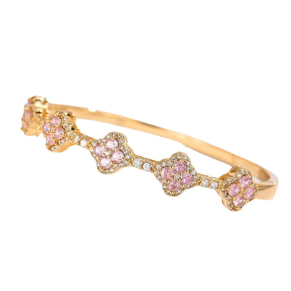 Bracelet with Four-Leaf Clovers in Zircon and Pink Stones