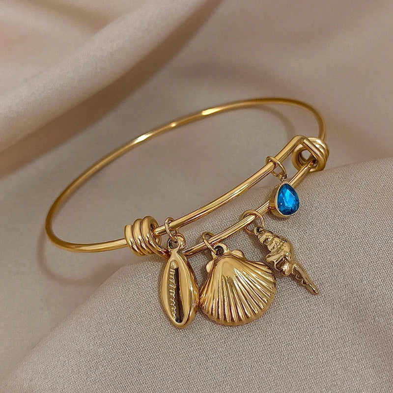 Gold Seashell Charm Bracelet