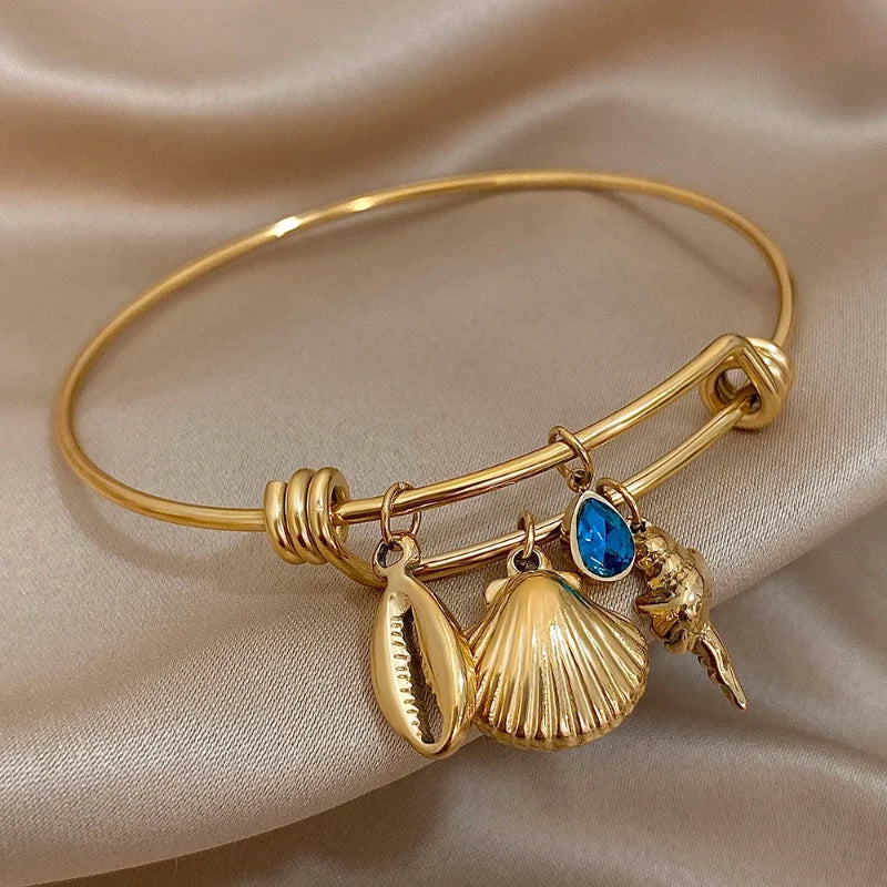 Gold Seashell Charm Bracelet