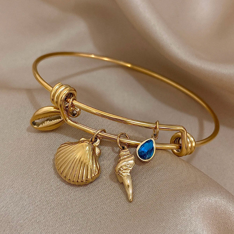 Gold Seashell Charm Bracelet