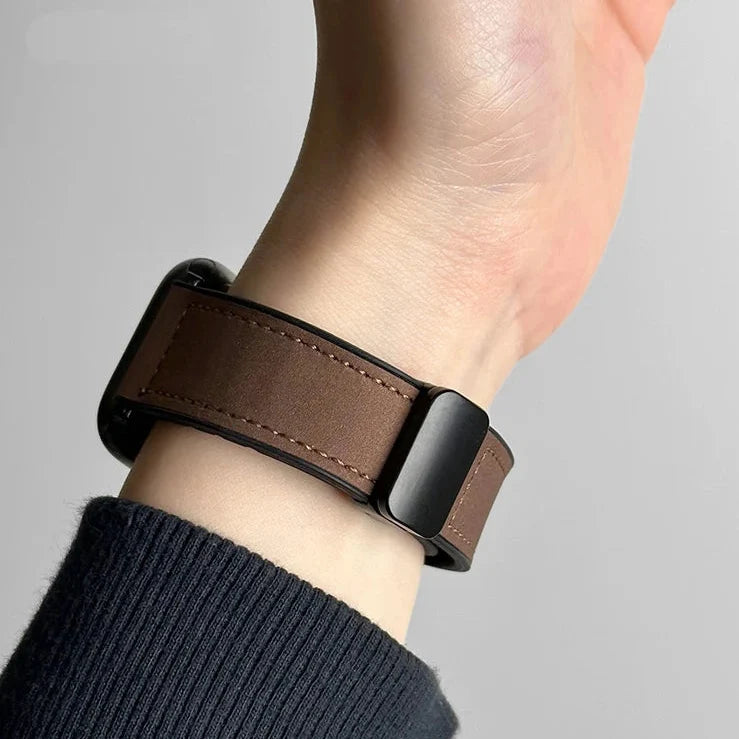 Replacement strap for Apple Watch in leather 