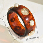 Resin bracelet with shell