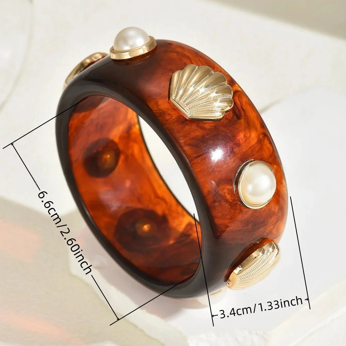 Resin bracelet with shell