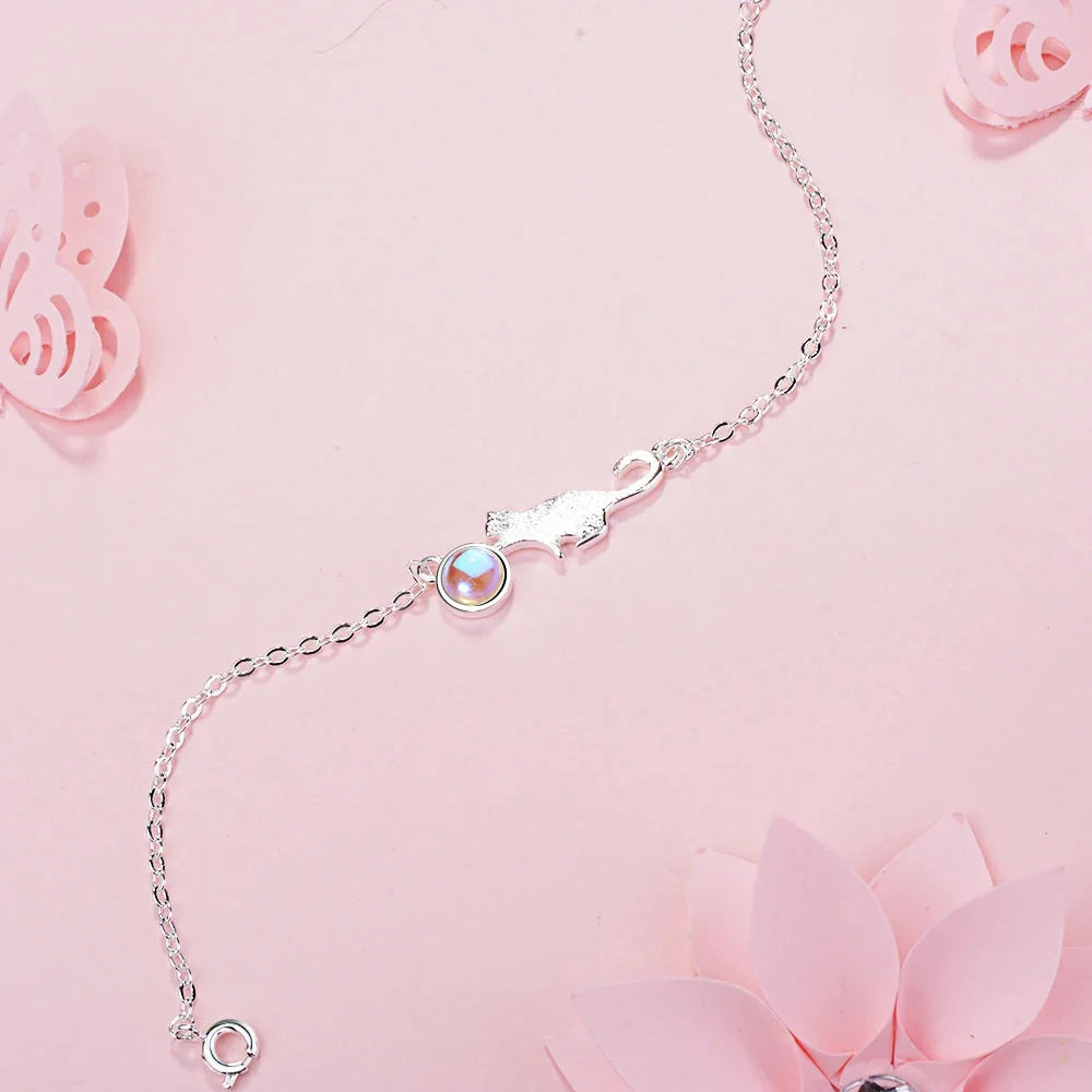 Playful Cat Chain Bracelet in Silver
