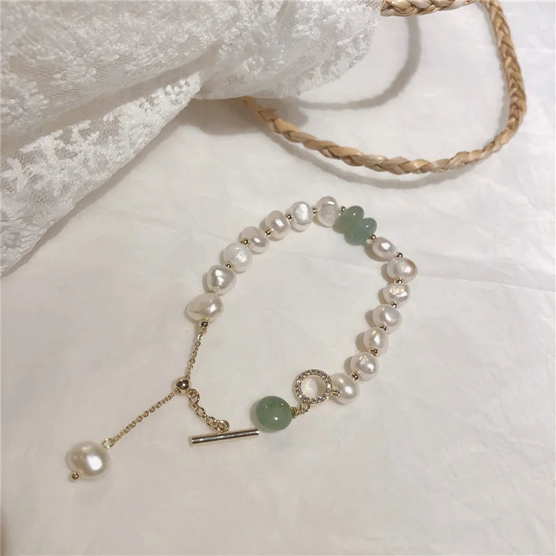 Women's Natural Pearl Curb Chain Bracelet