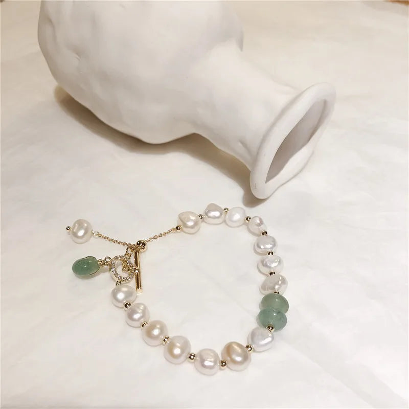 Women's Natural Pearl Curb Chain Bracelet