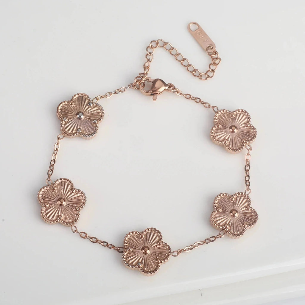 5-Petal Flower Curb Chain Bracelet Rose Gold