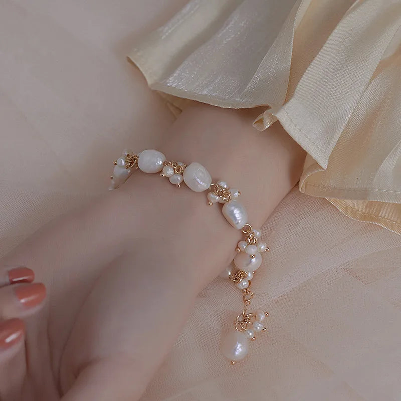 Baroque-Style Curb Chain Bracelet with Pearls