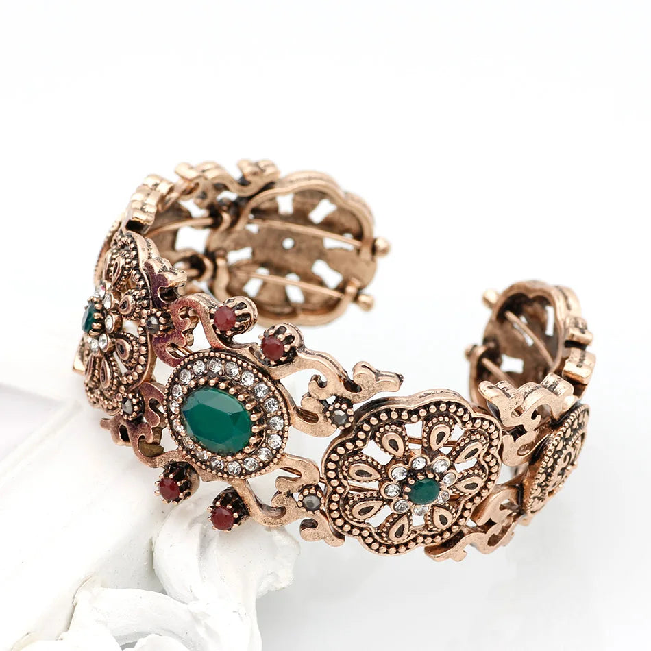Green Arabic Muslim wedding bracelet for women