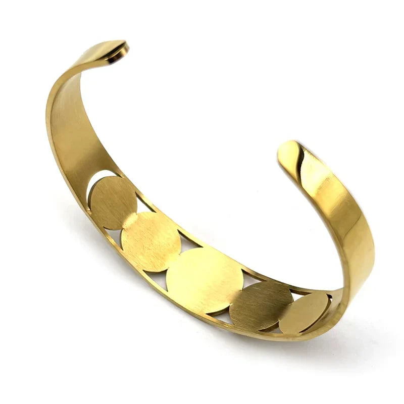 Open cuff bracelet with Hebrew letters in gold