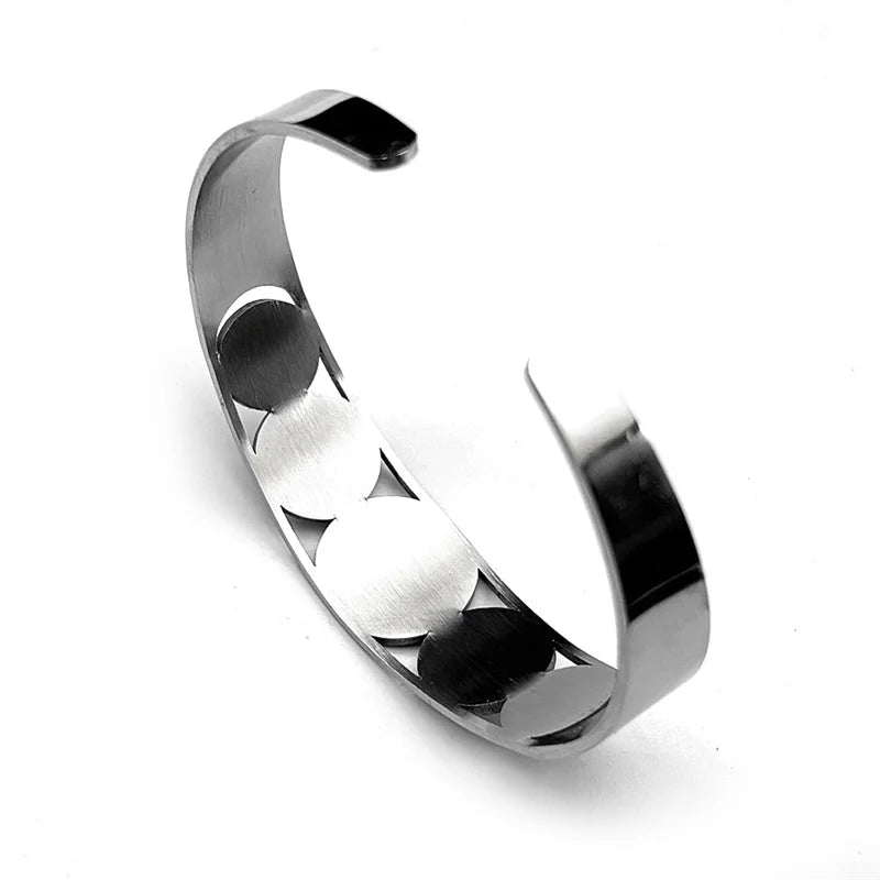 Open cuff bracelet with Hebrew letters in silver