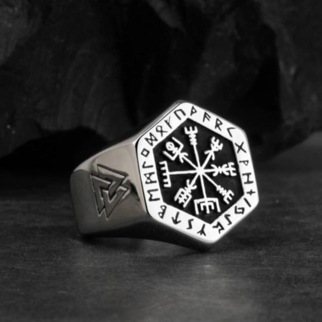 Viking Signet Ring in Silver for Men