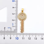Adjustable necklace with key pendant