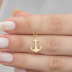 Women’s gold anchor necklace