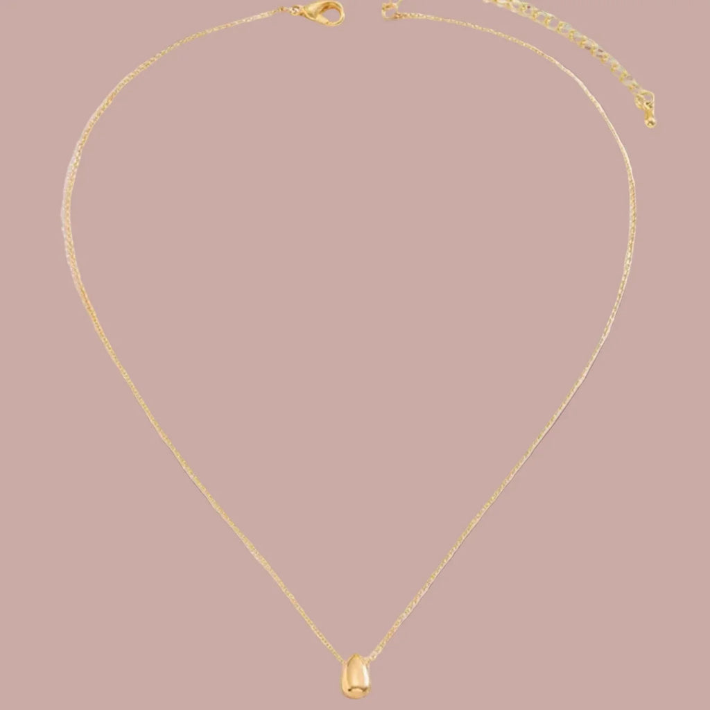 Necklace with Fine Teardrop Pendant Gold