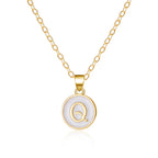 White initial q pendant necklace