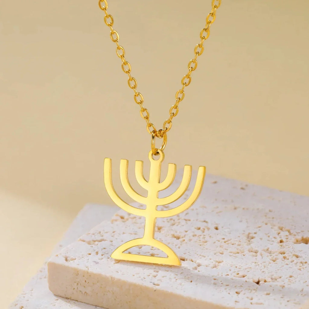 Necklace with pendant featuring the Jewish identity symbol Menorah gold