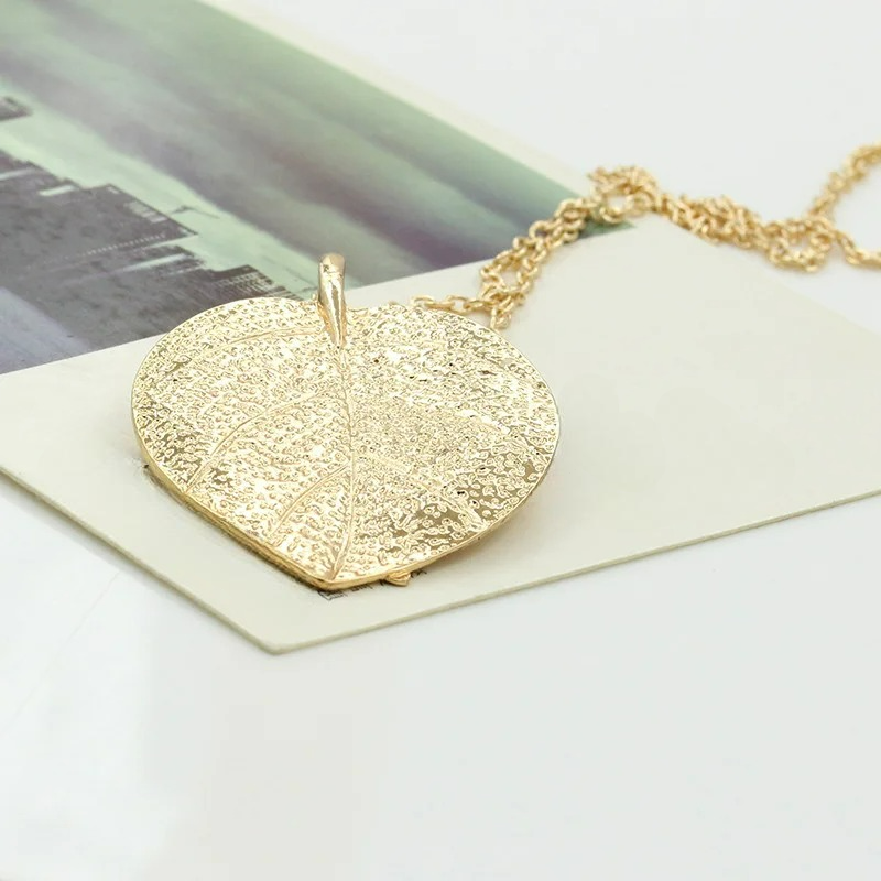 Autumn Leaf Pendant Necklace