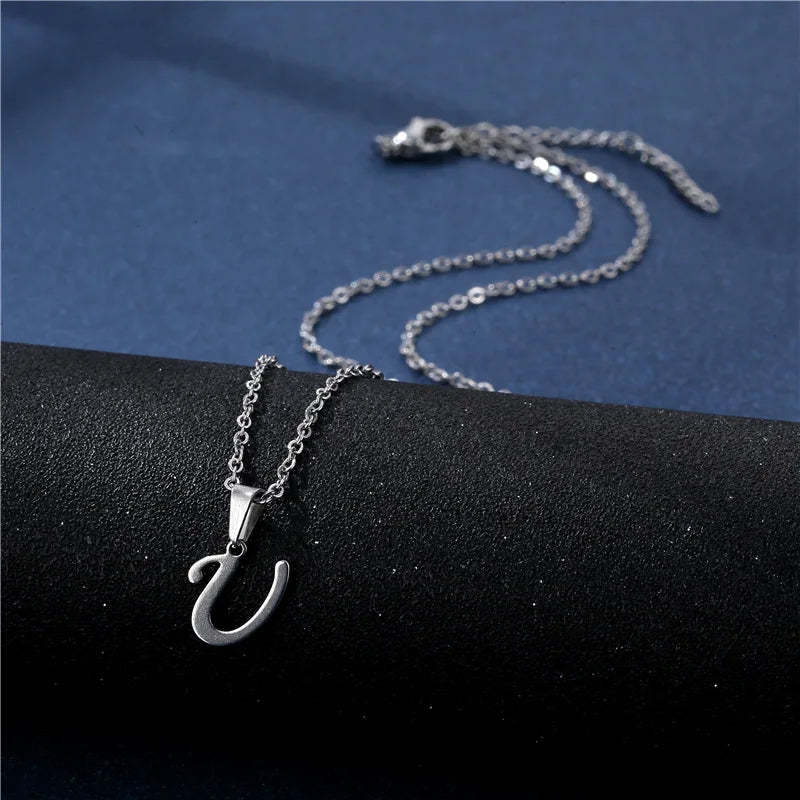 Custom necklace with initial pendant u