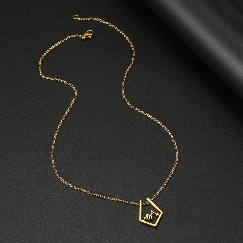 Mountain Pendant Necklace in Gold