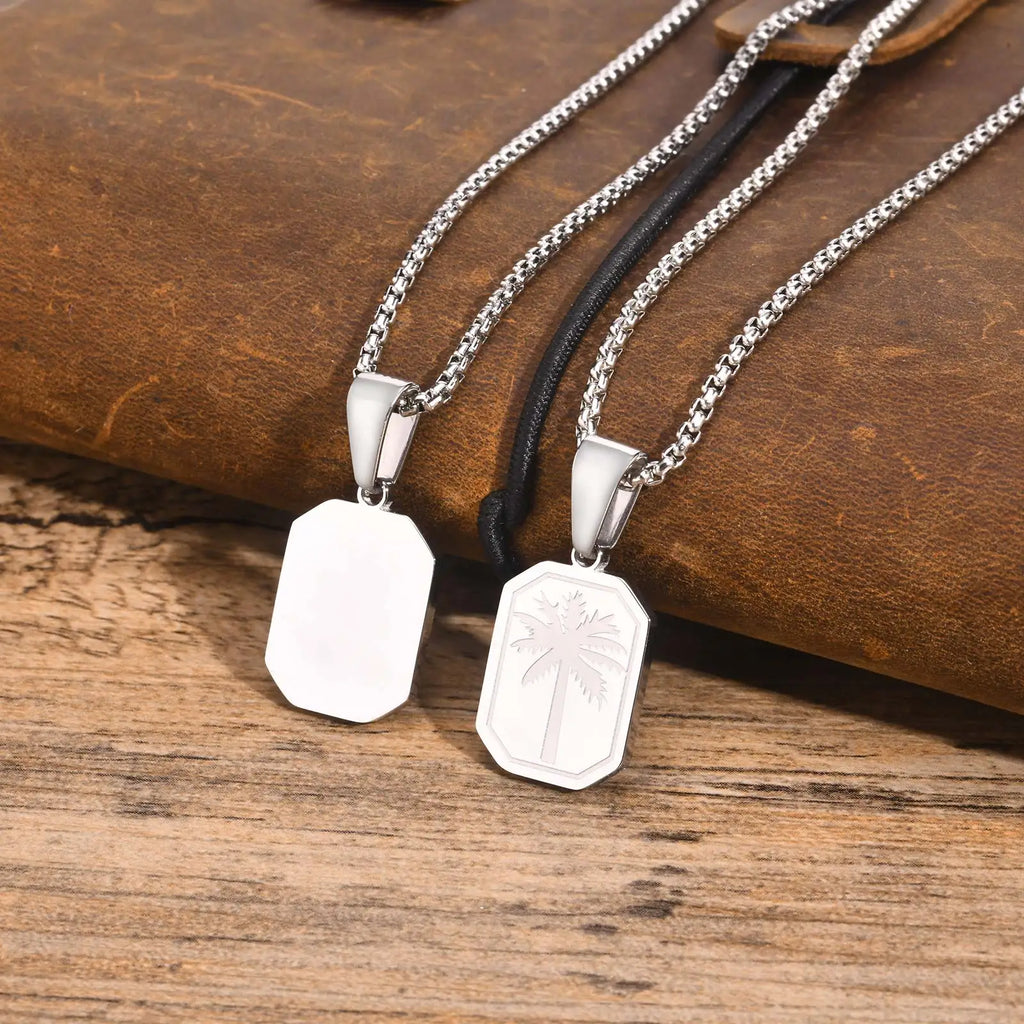 Geometric palm pendant necklace in silver