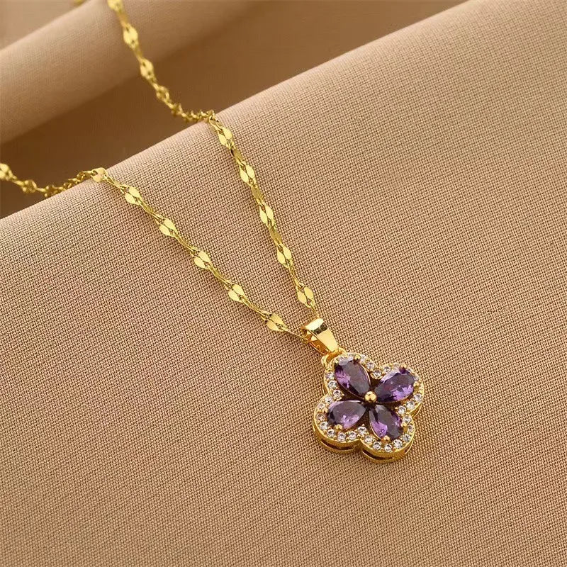 Necklace with Four-Leaf Clover Pendant in Purple Zircon