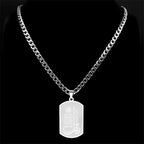 Necklace with an Arabic Islamic Muslim Quran verse pendant