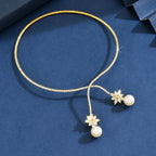 Elegant shiny necklace with pearls