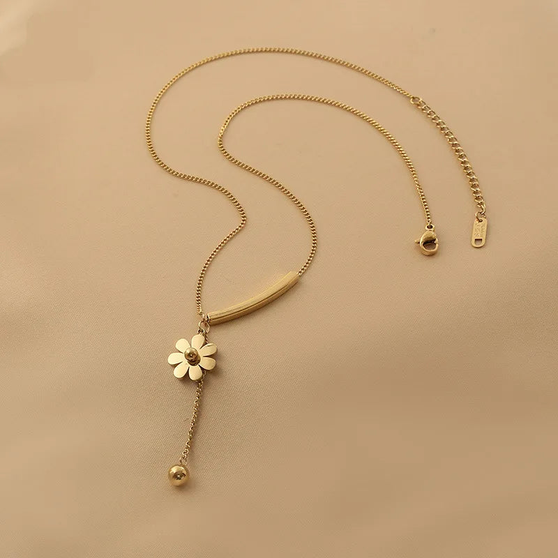 Elegant Long Flower Pendant Necklace