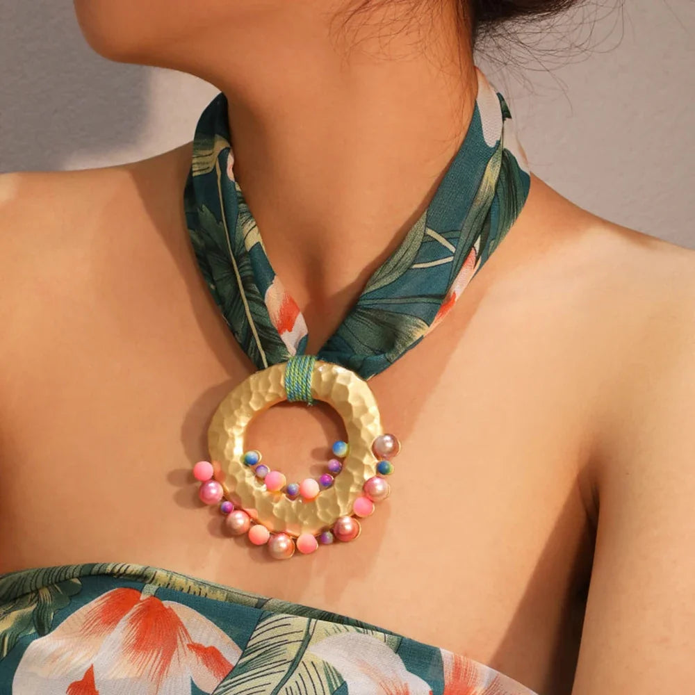 Fabric Necklace with Chic Bohemian Pendant Green