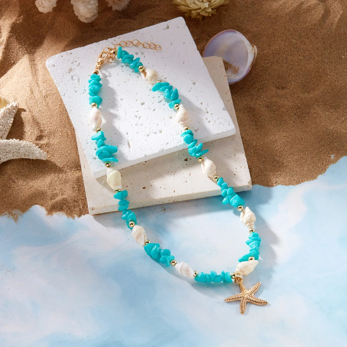 Necklace and shell pendant for women, turquoise