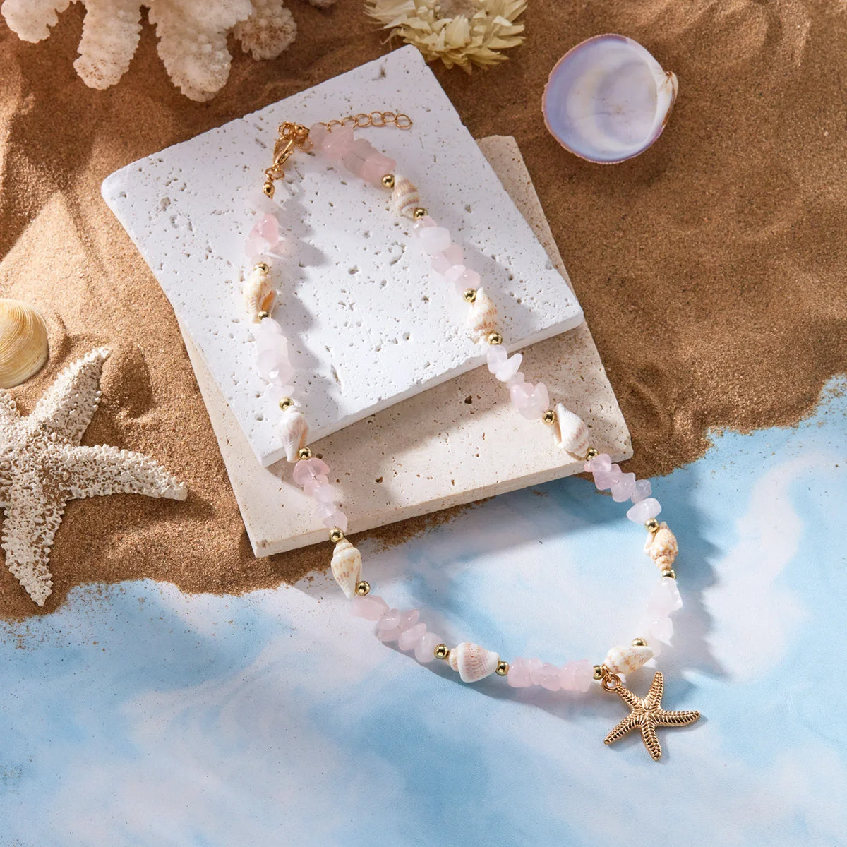Necklace and shell pendant for women, white