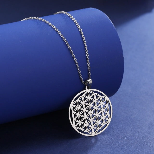 Dawapara Life Flower Beaded Mandala Pendant Necklace for Men and Women, silver
