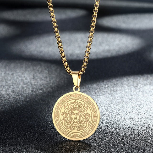 Medusa Necklace Gold
