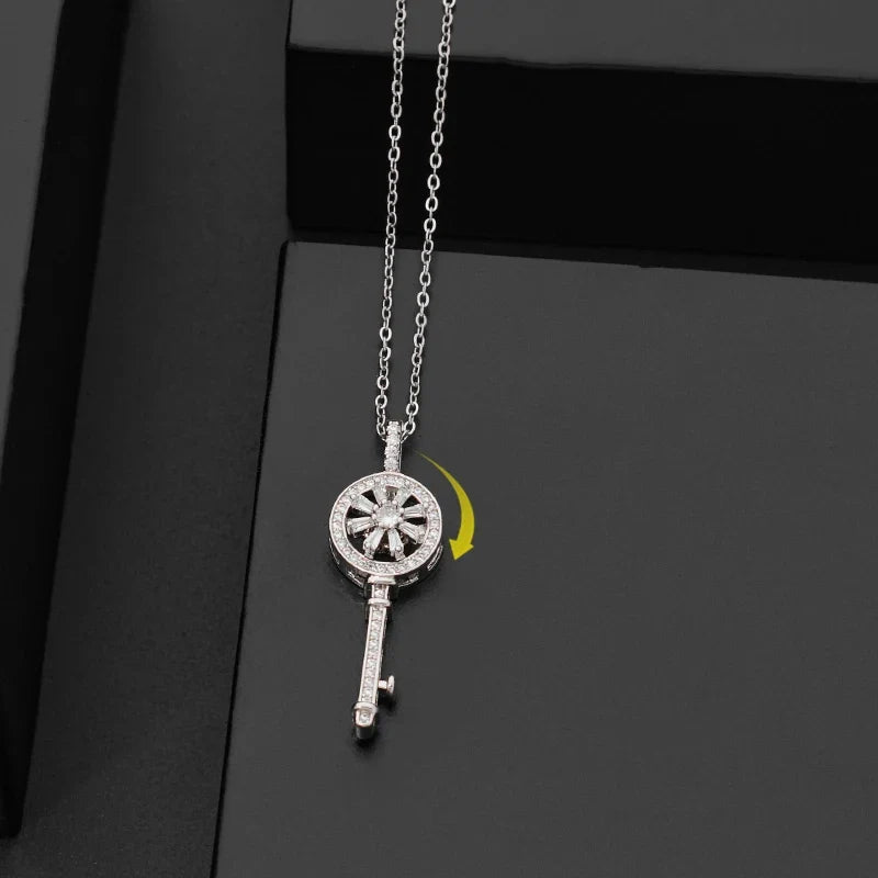 Anti-Stress Rotating Key Pendant Necklace Silver