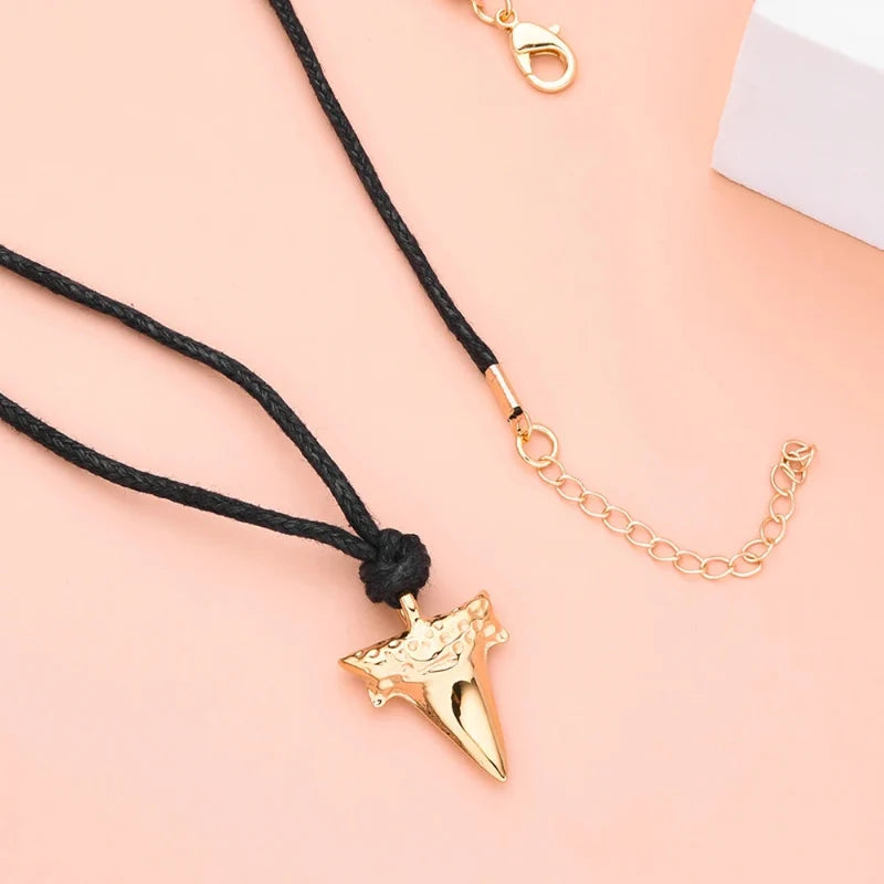 Men's Shark Tooth Pendant Necklace gold