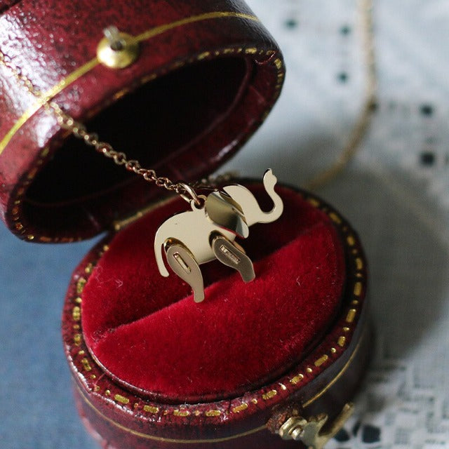 Elephant Pendant Necklace in Gold