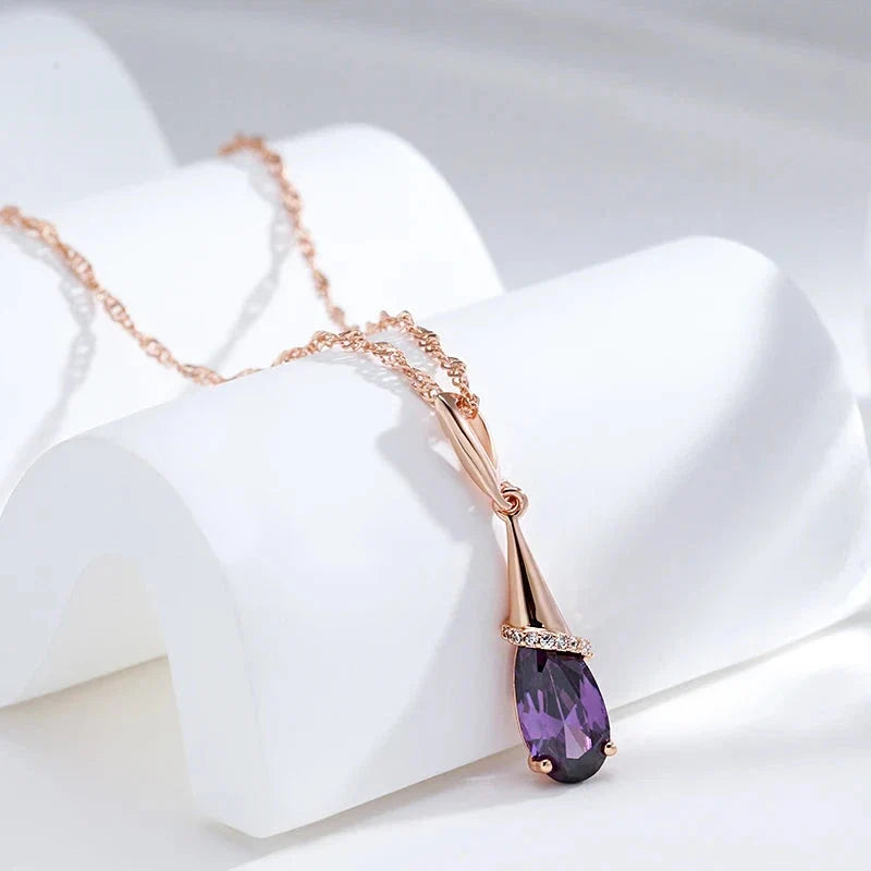 Water Drop Pendant Necklace with Zircon Pearl