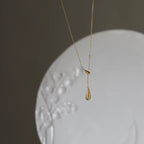 Fine Water Drop Pendant Necklace gold