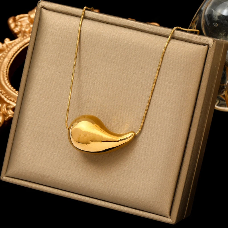 Water Drop Pendant Necklace gold style 2
