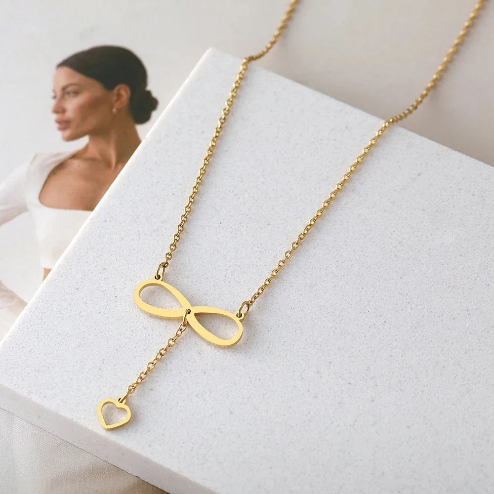 Infinity and Heart Pendant Necklace gold
