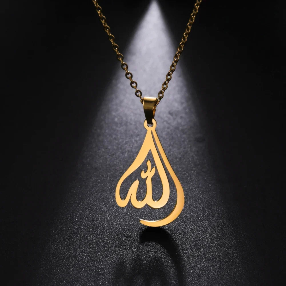 Necklace for men or women with Arabic Muslim Islamic Allah pendant in gold