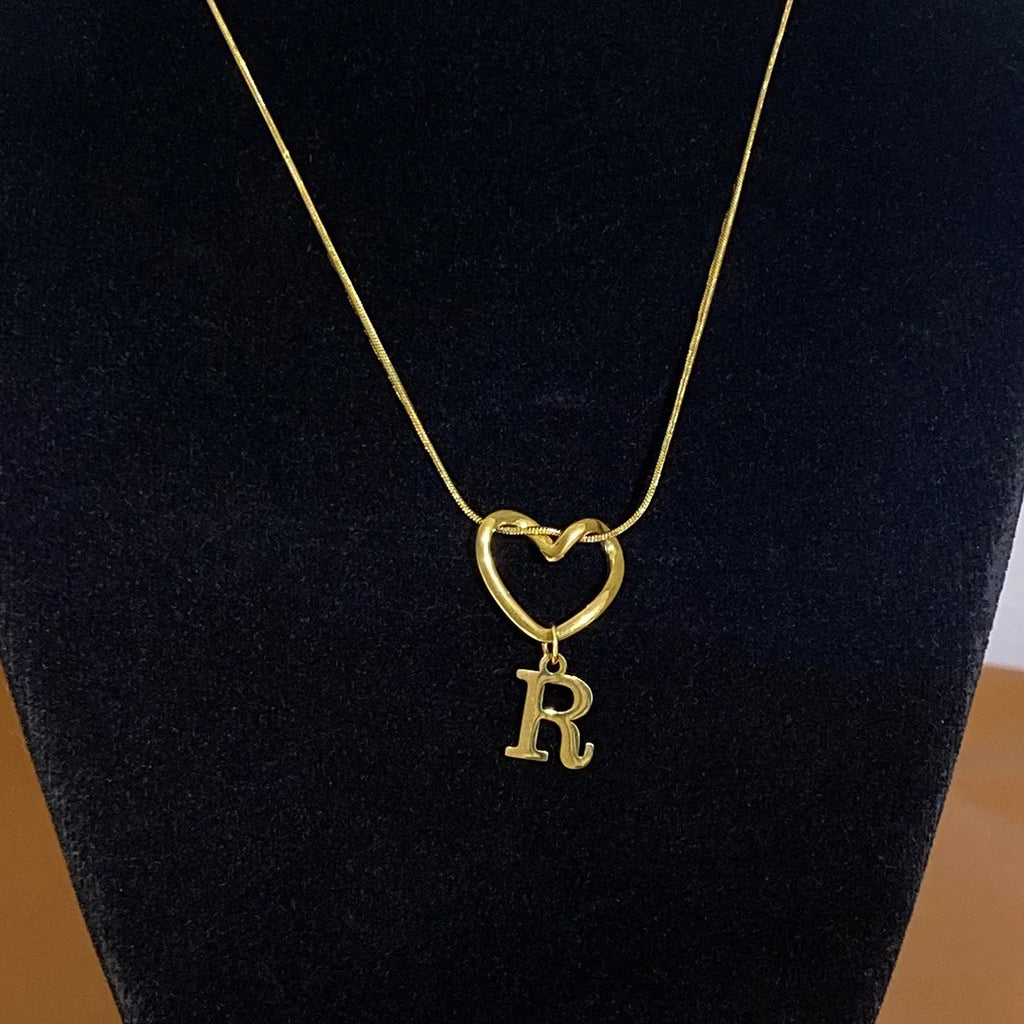Choker necklace with initial and heart pendant - letter