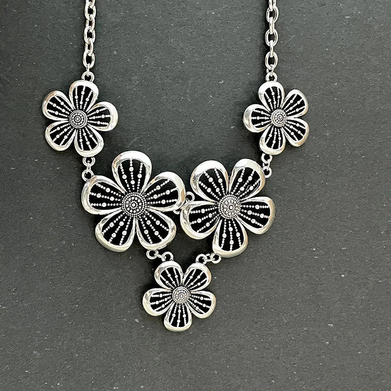 Choker Necklace with Large 5-Petal Flower Pendant