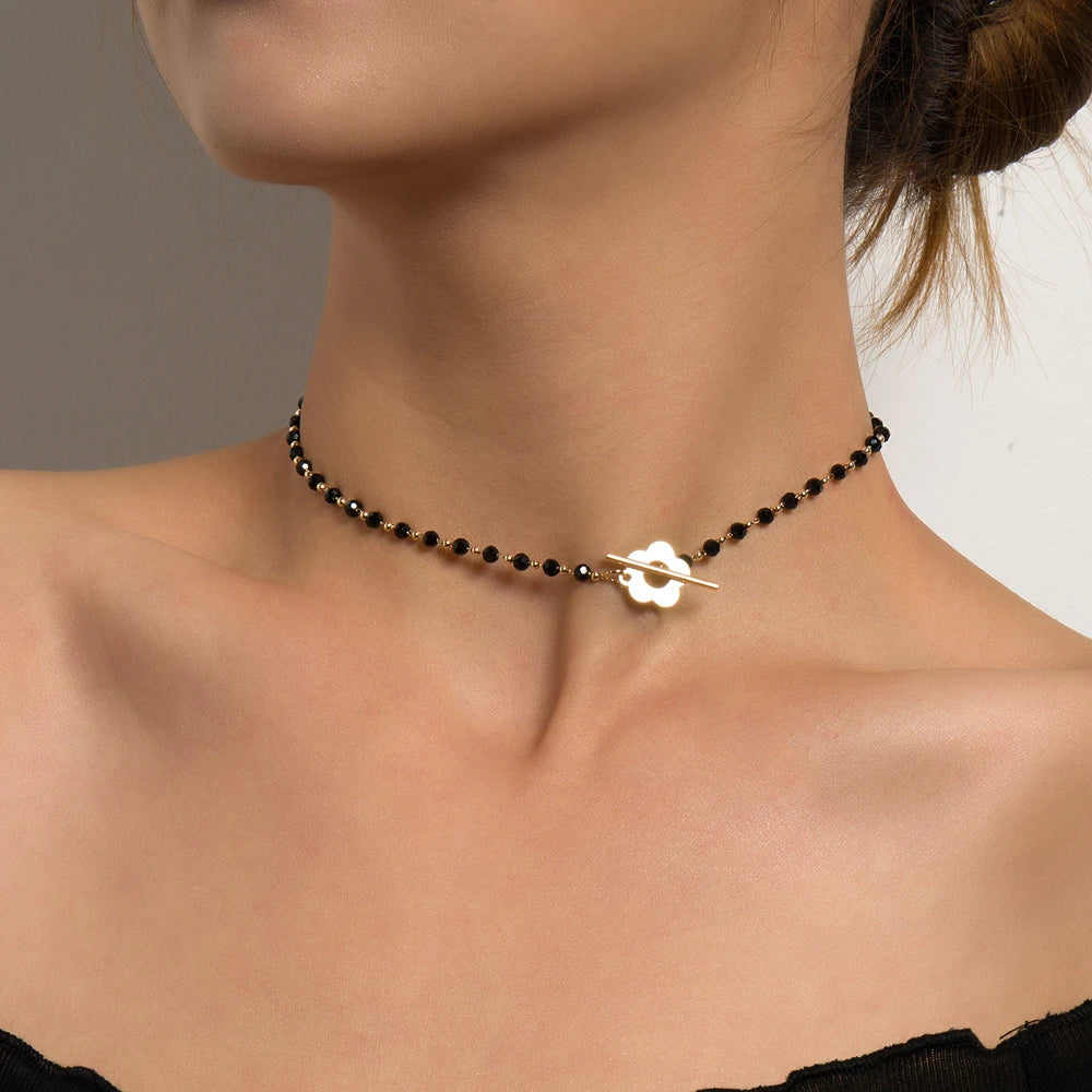 Floral Pendant Choker Necklace in Black and Gold