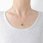 Mother-of-Pearl Clover Necklace with Gold-Tone Chain Pendant for Women green