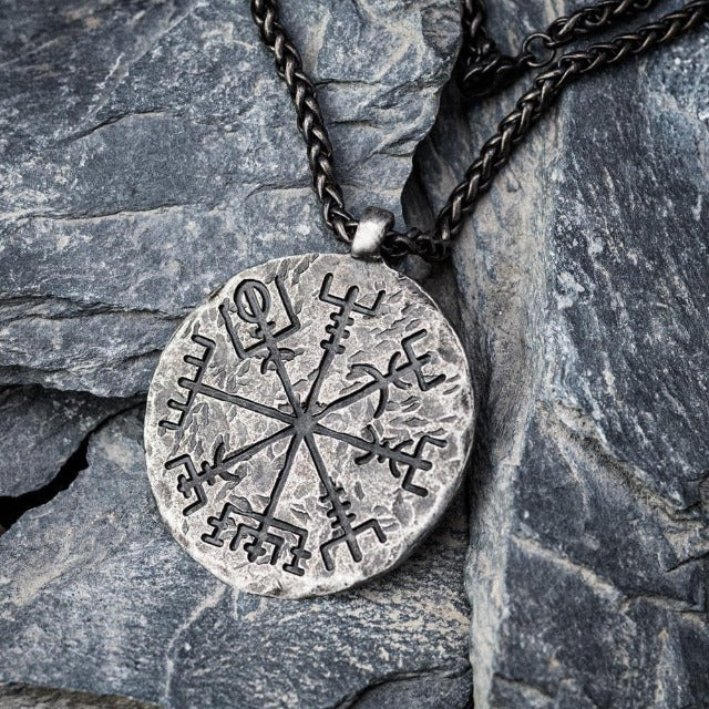 Vegvisir Necklace Celtic Viking Pendant for Men and Women Nordic